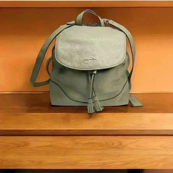COACH Elle Backpack in clover green pebbled leather - Picture 9 of 11